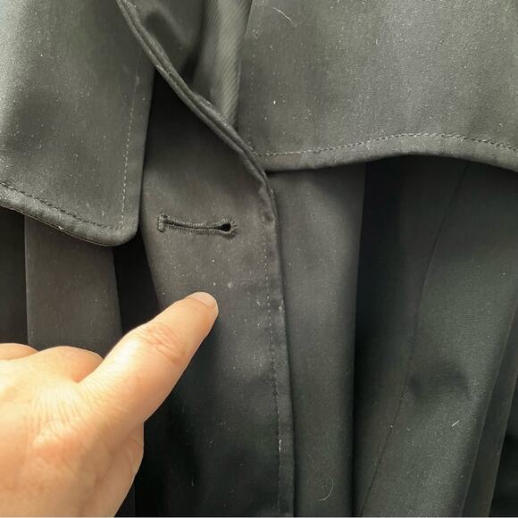 Calvin Klein black water resistant trench coat size Large button closure - Picture 12 of 14